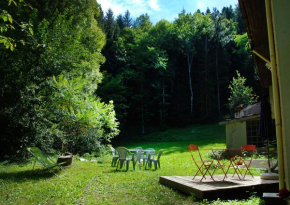 Maison de 3 chambres avec jardin amenage et wifi a Fougax et Barrineuf